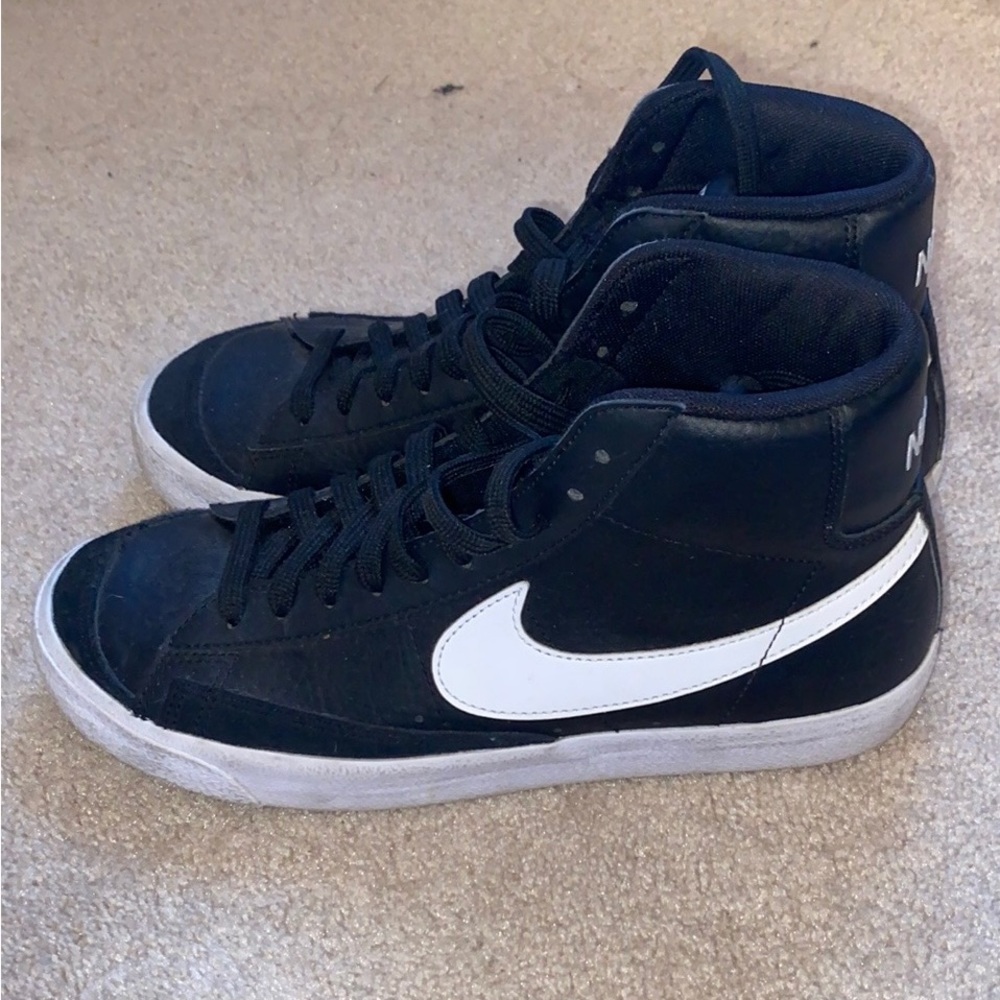 Women’s Black/White Nike Hightop Blazers